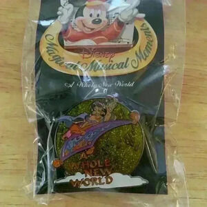 Vintage 2002 Disney Aladdin pin #41